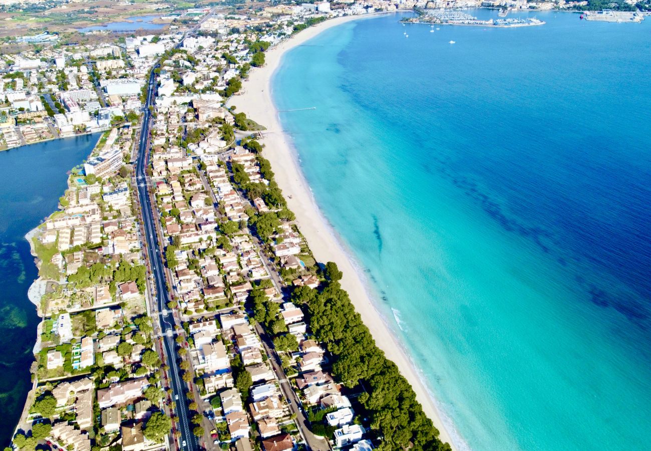 This is the Alcùdia coast from above - here you will find a state of the art holiday home right on the seafront