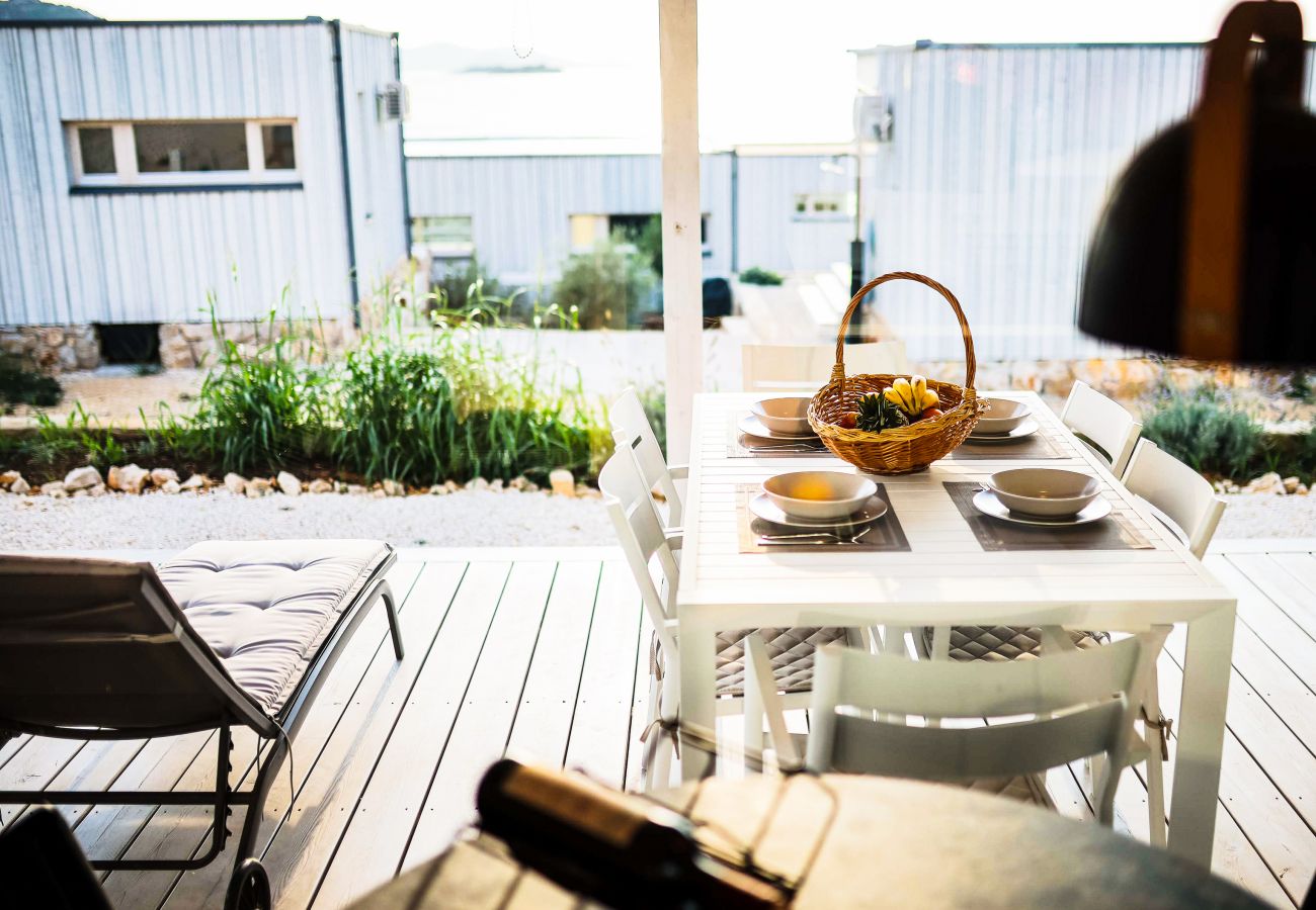 Here you can see the great view of the sea if you were sitting at the dining table.