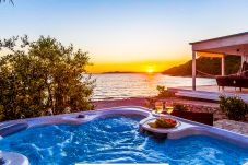 Sunset views from the oceanfront hot tub