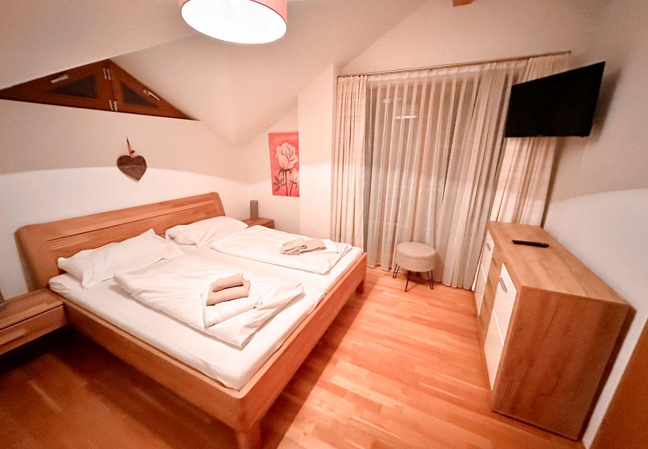 Ferienwohnung in Rauris - Modern Mountain Penthouse - an der Skipiste